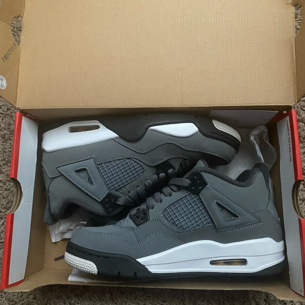 Jordan 4 Cool Greys